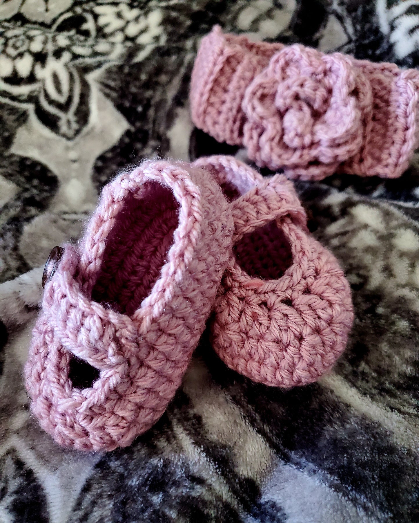 Baby Booties & Flower Headband